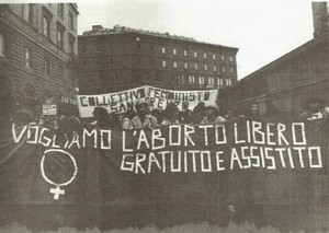striscione manifestazione San Lorenzo Collettivo herstory  femminismo luoghi donne storia gruppi Roma 