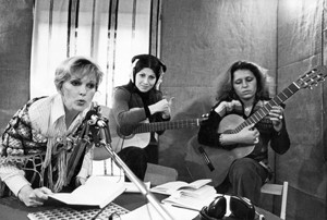 Radio donna trasmissione herstory  femminismo storia collettivi manifestazioni gruppi 
