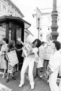 manifestazione montecitorio casa donna governo vecchio herstory  storia femminismo gruppi Roma
