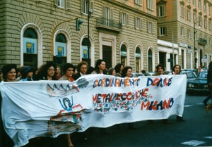 manifestazioni delle donne raccolta firme violenza sessuale Archivia. Herstory femminismo a roma e Lazio dagli anni 70 a oggi