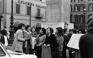 manifestazioni delle donne Archivia. Herstory femminismo a roma e Lazio dagli anni 70 a oggi