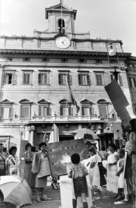 manifestazioni delle donne Archivia. Herstory femminismo a roma e Lazio 