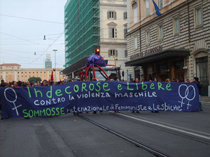 manifestazione violenza casa internazionale donne herstory  femminismo lesbismo luoghi storia gruppi Roma 